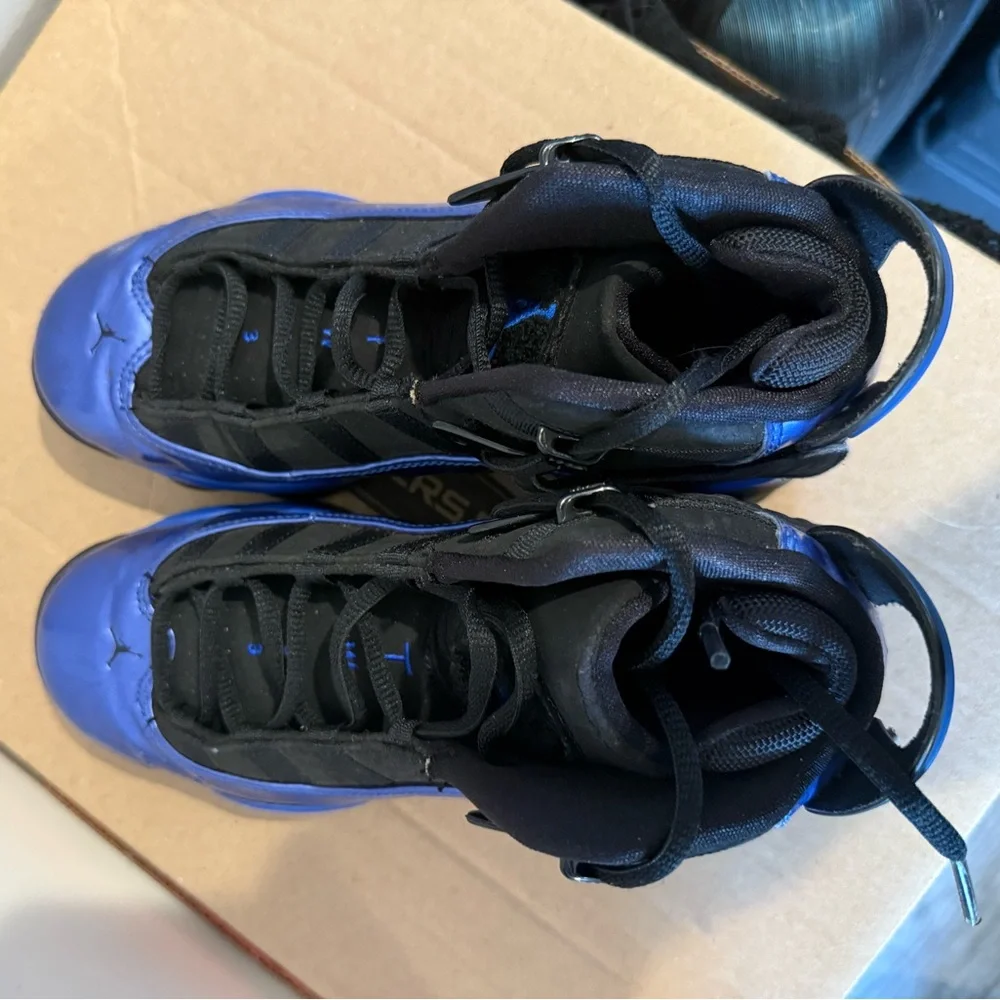 Air Jordan‎ 6 Rings Youth Size 5 Black/Metallic Blue Sneakers 'Foamposite' EUC